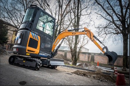 CASE CONSTRUCTION EQUIPMENT ELEKTRYZUJE PRZYSZŁOŚĆ